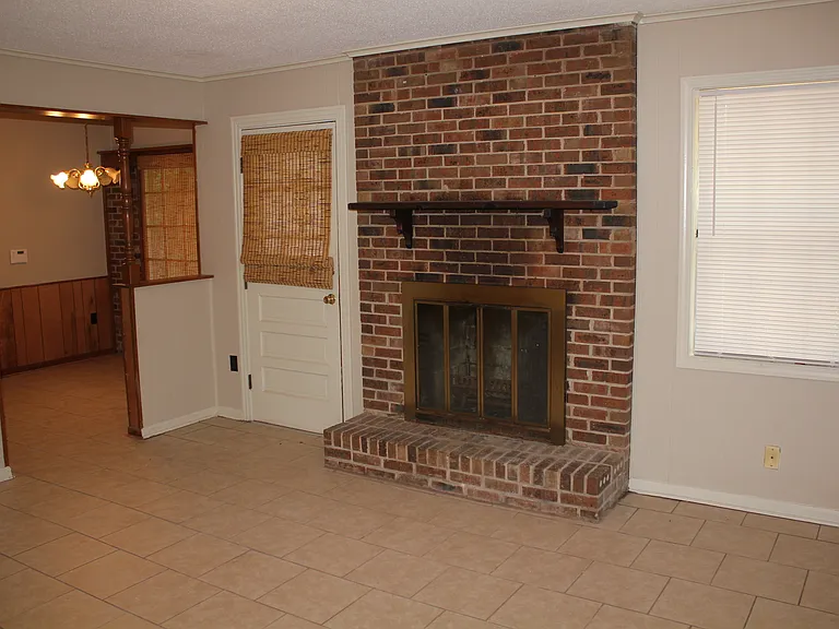 3729 Village Oak Cv — Photo 4