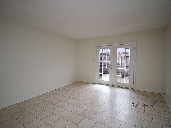 3rd image of 50 Fulton Ave APT D15