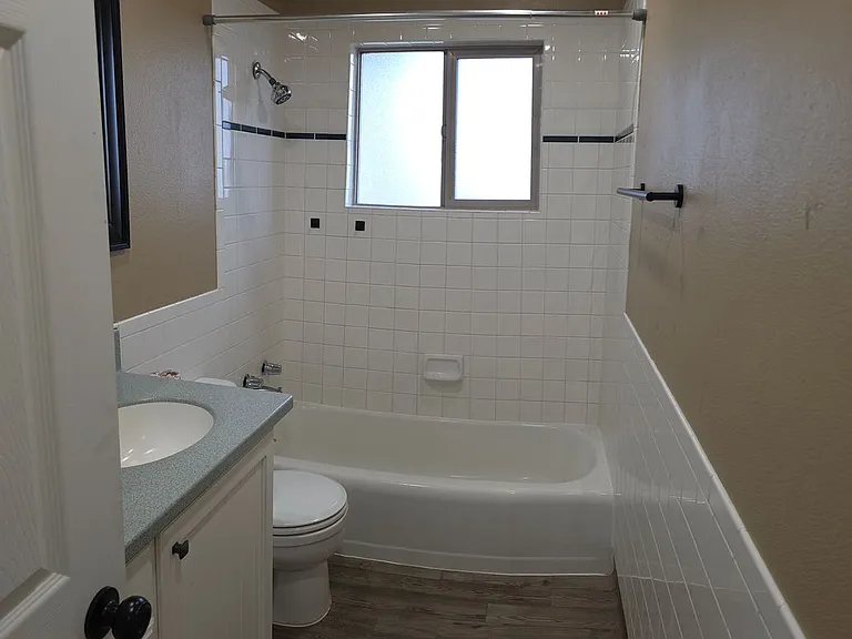 2977 N 2000 W — Photo 4