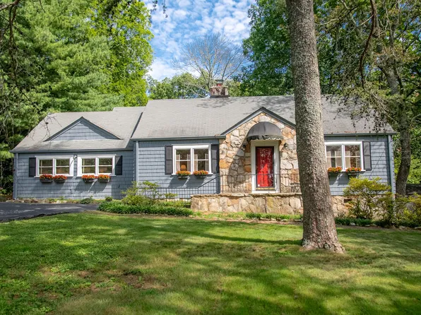 109 Robin Hood Trl, Lookout Mountain, GA 30750