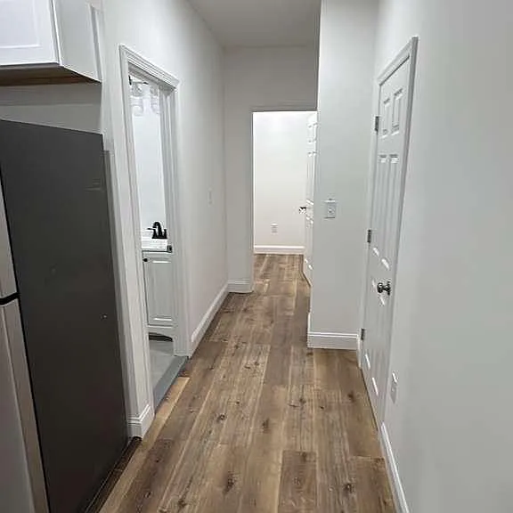 729 W Erie Ave #1 — Photo 3