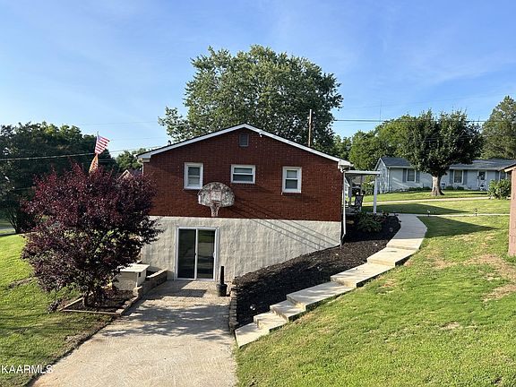 5th image of 7019 Hurst Ln