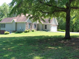 111 Galleon Ct, West Union, SC 29696