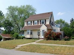 77 Bonesteel St, Rochester, NY 14615