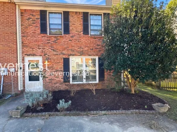 3049 Riverwood Ter, Birmingham, AL 35242