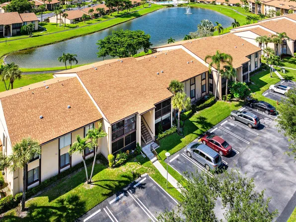 826 Sky Pine Way, Greenacres, FL