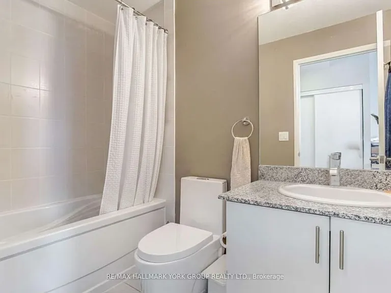 2900 Highway 7 Rd #3204 — Photo 11