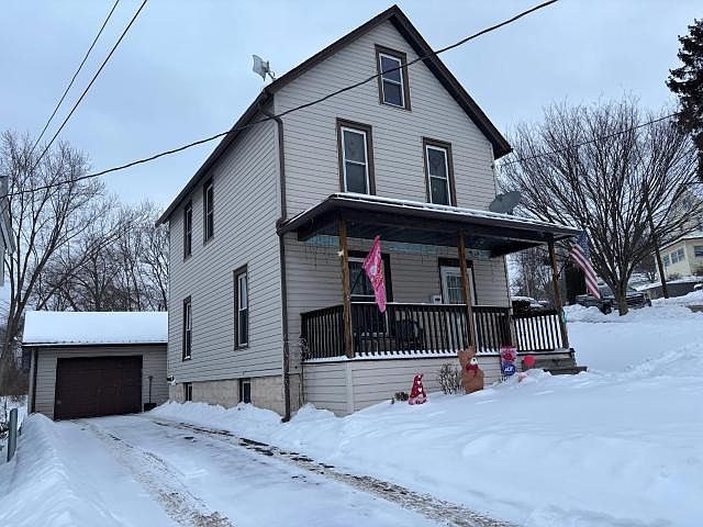 1st image of 201 Prospect St