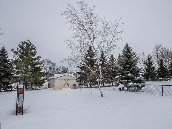 4th image of 376 Bluestem Ave