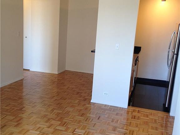 3rd image of 201 E 86th St APT 4E