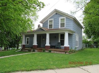 1038 S Peoria Ave, Dixon, IL 61021