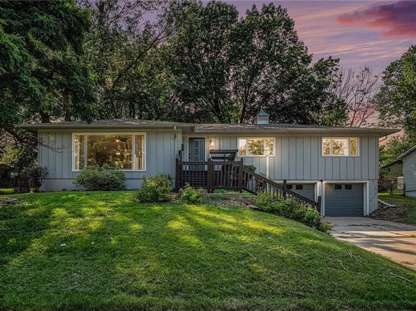 7300 Harvard Ave, Raytown, MO 64133