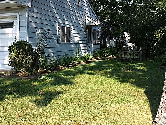 2nd image of 17 Maryland Ave