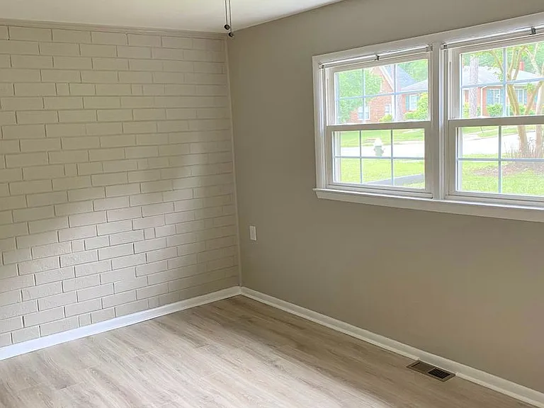 2529 Spring Garden St — Photo 10