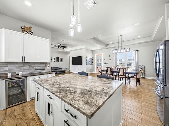 5th image of 55 LOG CABIN WAY