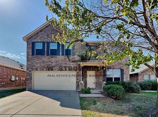 508 Lead Creek Dr, Fort Worth, TX 76131