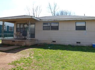 1106 Shirley Dr, Tuscumbia, AL 35674