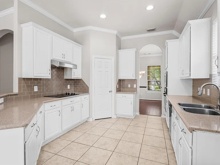 25609 Peppermill Creek Dr — Photo 15