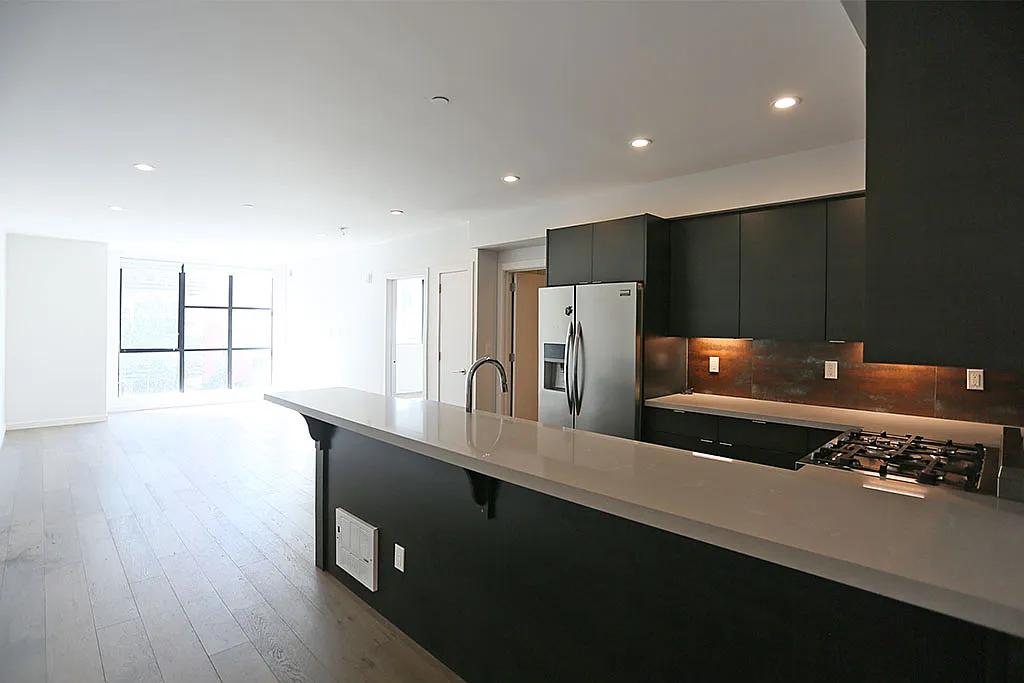 2 bed, $2,995 — Photo 2