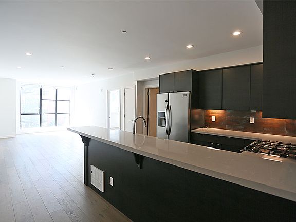 2nd image of 252 9th St #304