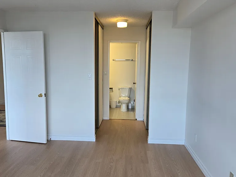 275 Bamburgh Cir #501 — Photo 3