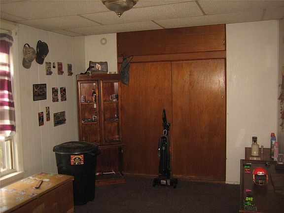 5th image of 115 King St