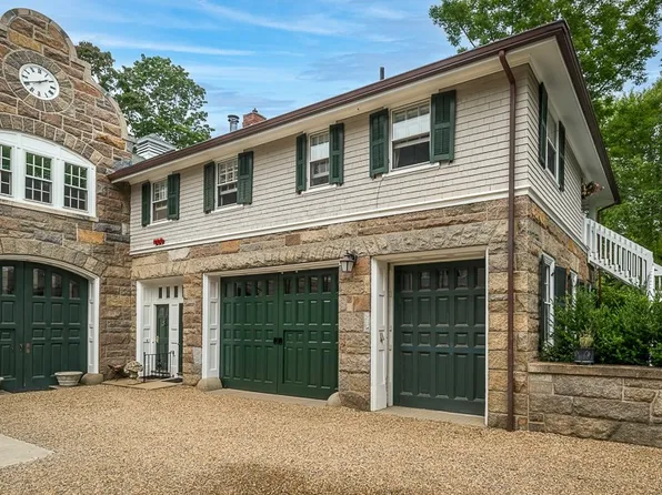 1 Beach St APT 4, Beverly, MA 01915