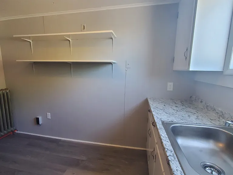 9553 Main St #2 — Photo 10