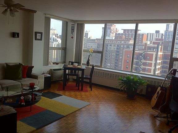 Living Room, Urban View