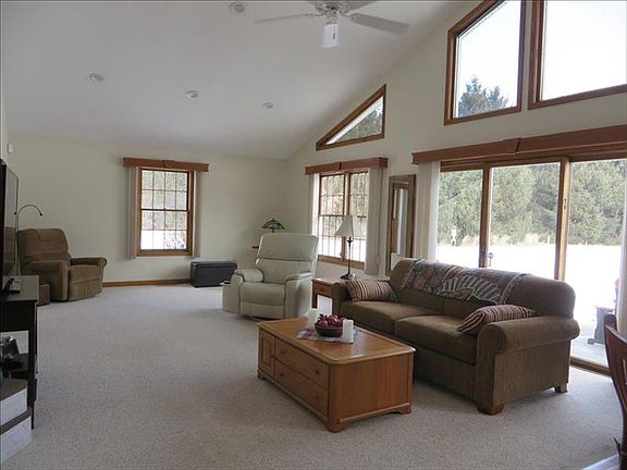 Family Room 23x15