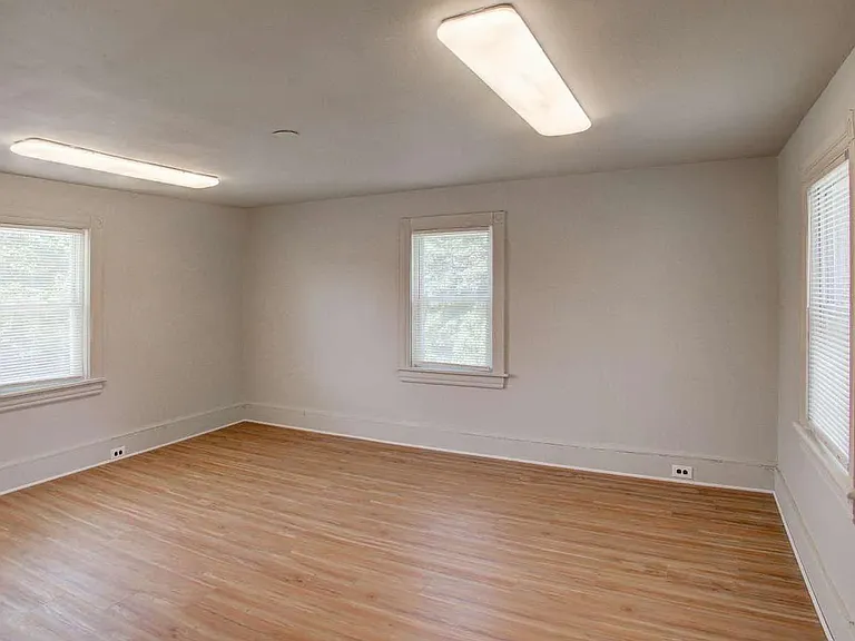 309 Delsea Dr N — Photo 15