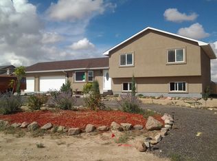 1043 W McCulloch Blvd N, Pueblo West, CO 81007