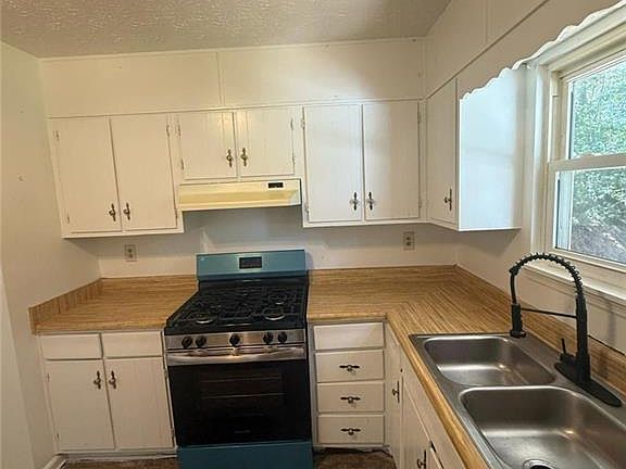 5th image of 4967 Comanche Ct NW