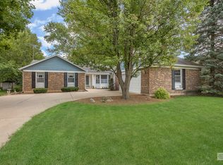 810 Verity St, Aurora, IL 60506