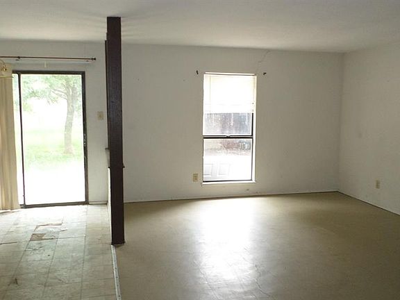 5th image of 1117 Llano Trl