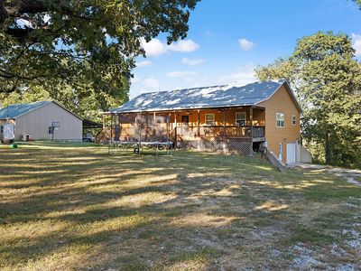 15937 County Rd North-5-102, Ava, MO, 65608