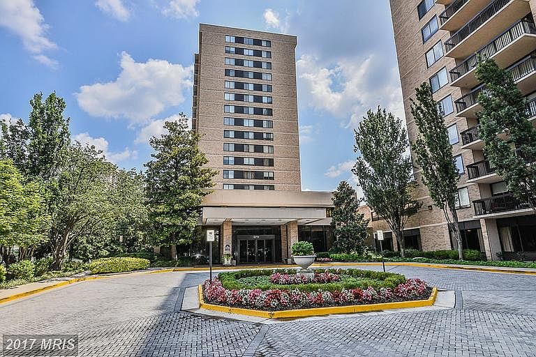 1st image of 3709 S George Mason Dr APT 1014