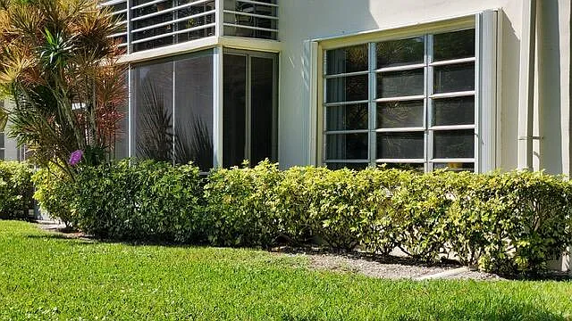 3800 Oaks Clubhouse Dr #112 — Photo 26
