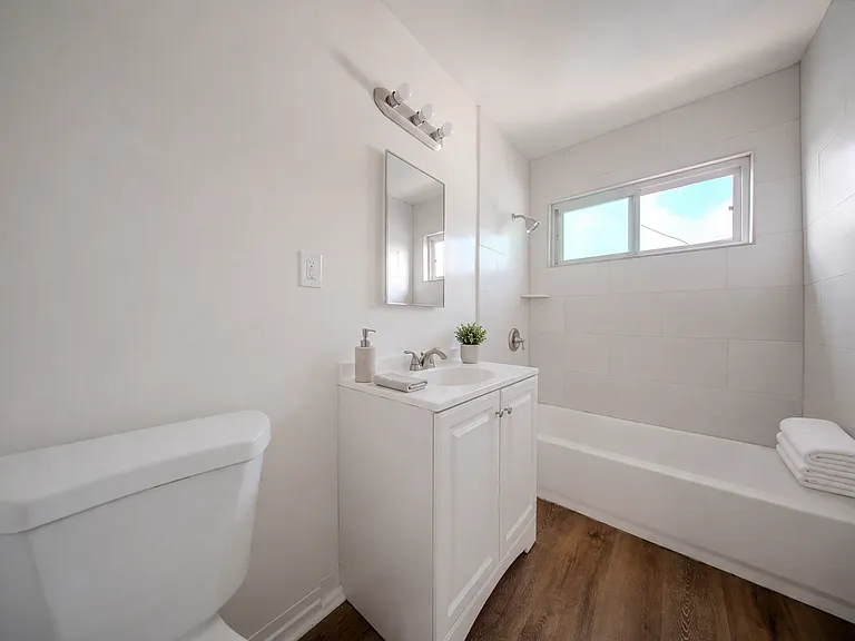 4122 Deeboyar Ave — Photo 13