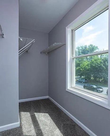 1041 Oberlin Rd — Photo 13