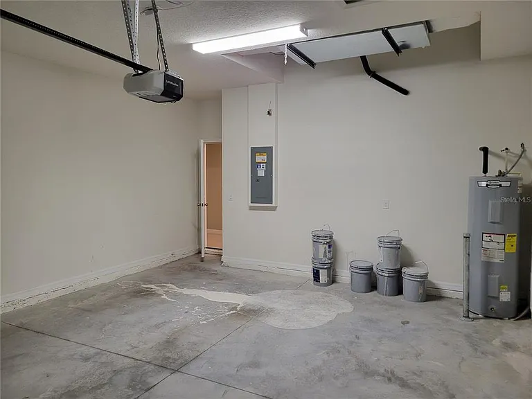 7788 Stonebrook Cir — Photo 29