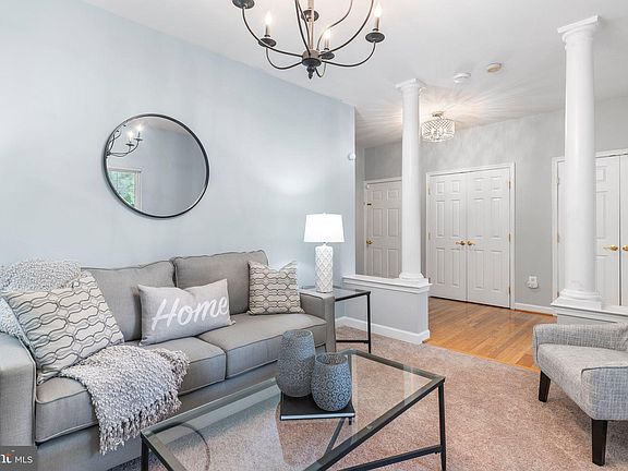 4th image of 21527 Oxford Dr