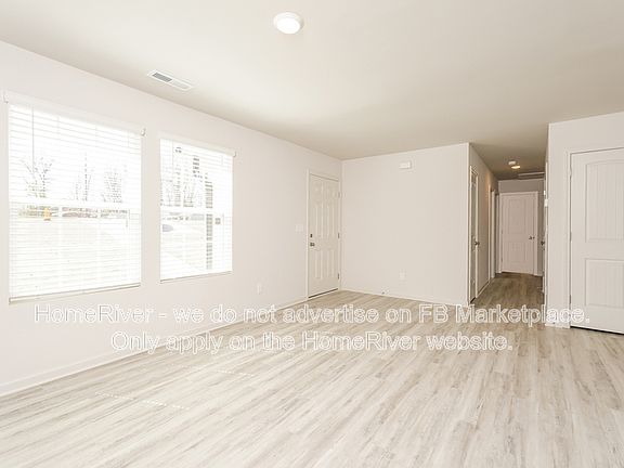 5th image of 2821 Carrollwood Dr