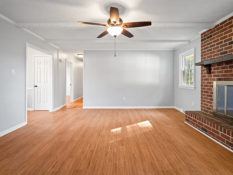 3908 Pfost Ave — Photo 21