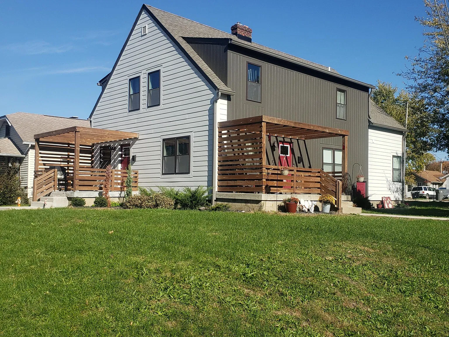 1205 N Grant Ave — Photo 1
