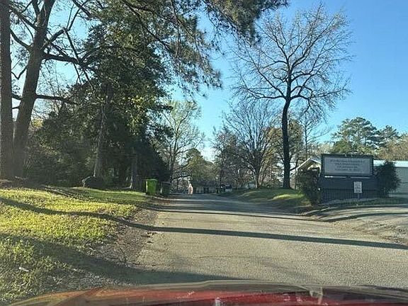 4th image of 125 Latonea Dr