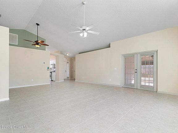 5th image of 638 Heather Stone Dr