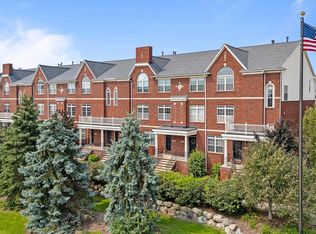 1456 Devon Ln, Troy, MI 48084