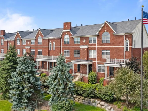 1456 Devon Ln, Troy, MI 48084