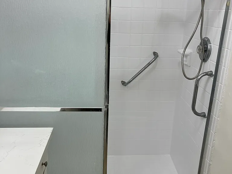 202 N Clark Dr #202 — Photo 14